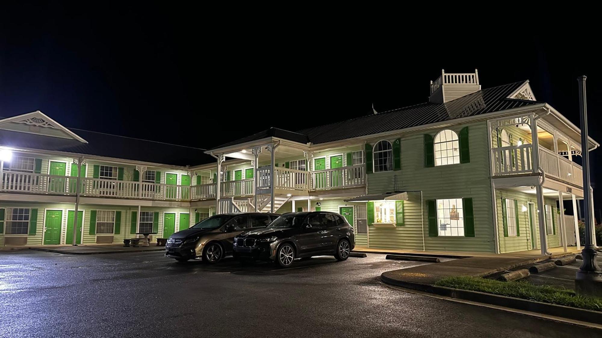 Key West Inn Chatsworth Exterior foto