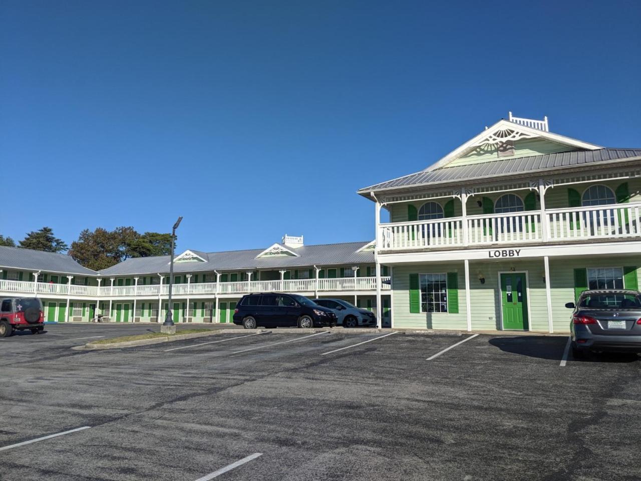 Key West Inn Chatsworth Exterior foto